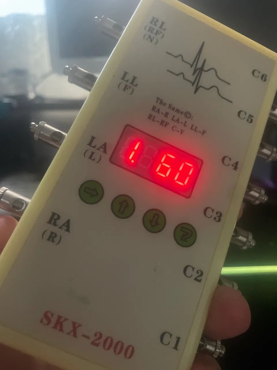 Simulador de ECG - Foto 3