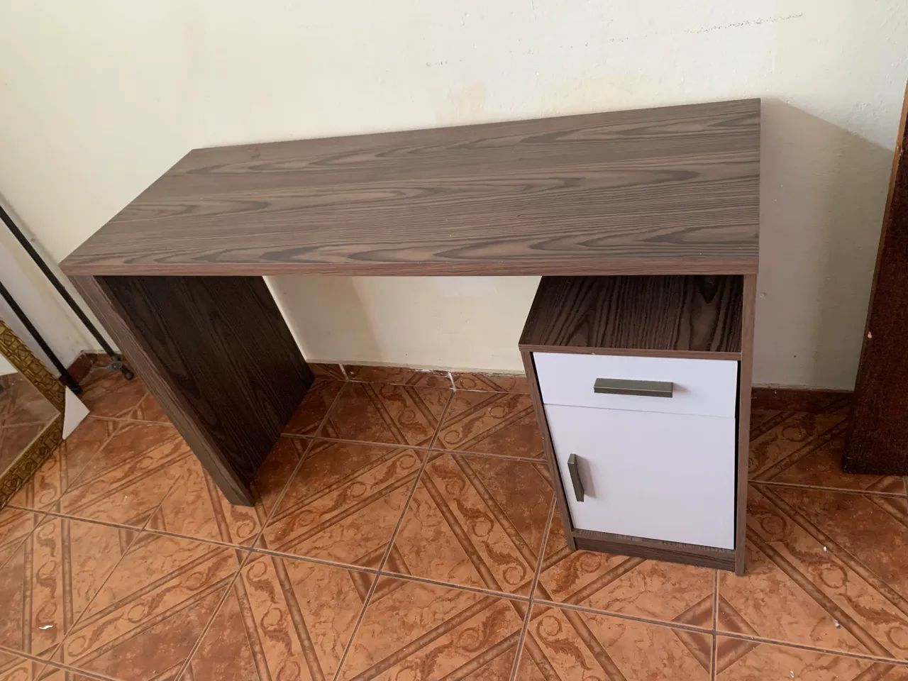 Mesa de estudos  - Foto 3