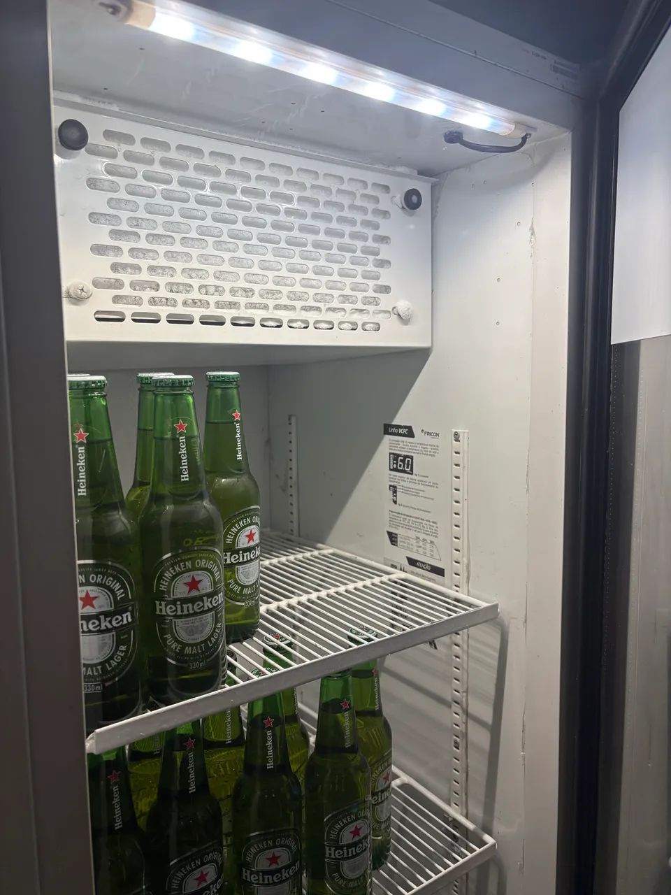 Freezer e cervejeira profissional 