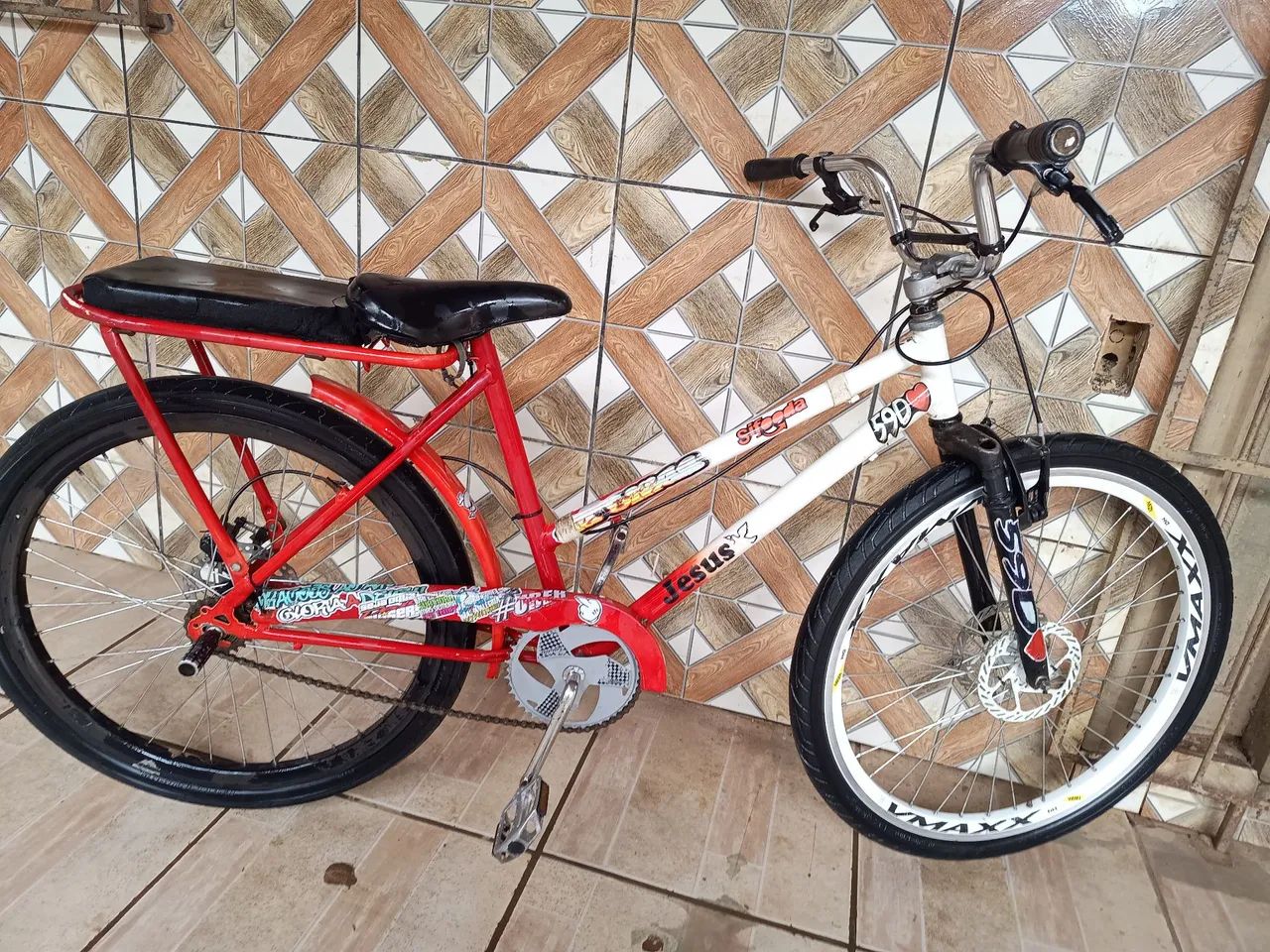 Vendo bicicleta freio a disco só pega e andar  - Foto 2