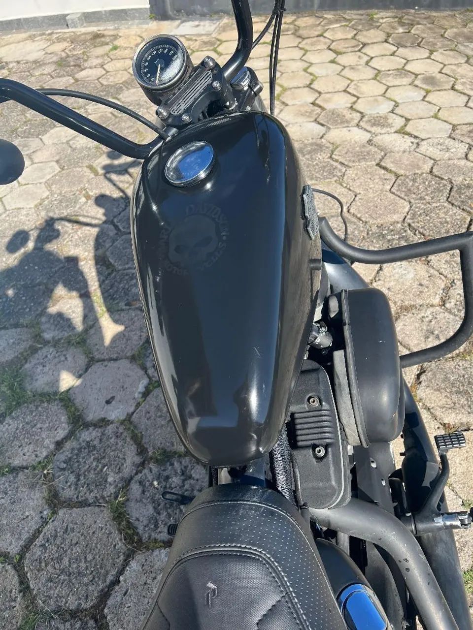 Harley Davidson 883R 2009 - Foto 4