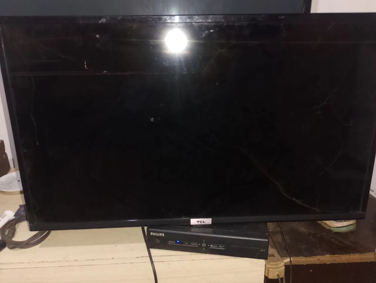 Smartv 32 com tela quebrada  - Foto 3