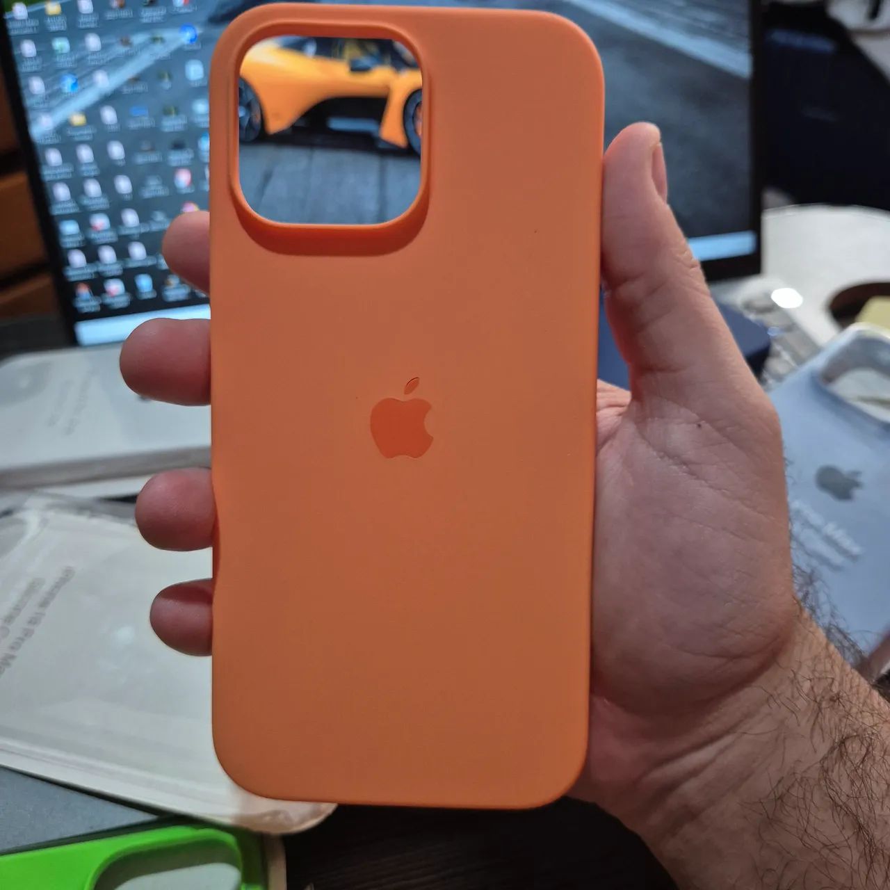 Capa Silicone iPhone 16 Pro Max - Foto 5