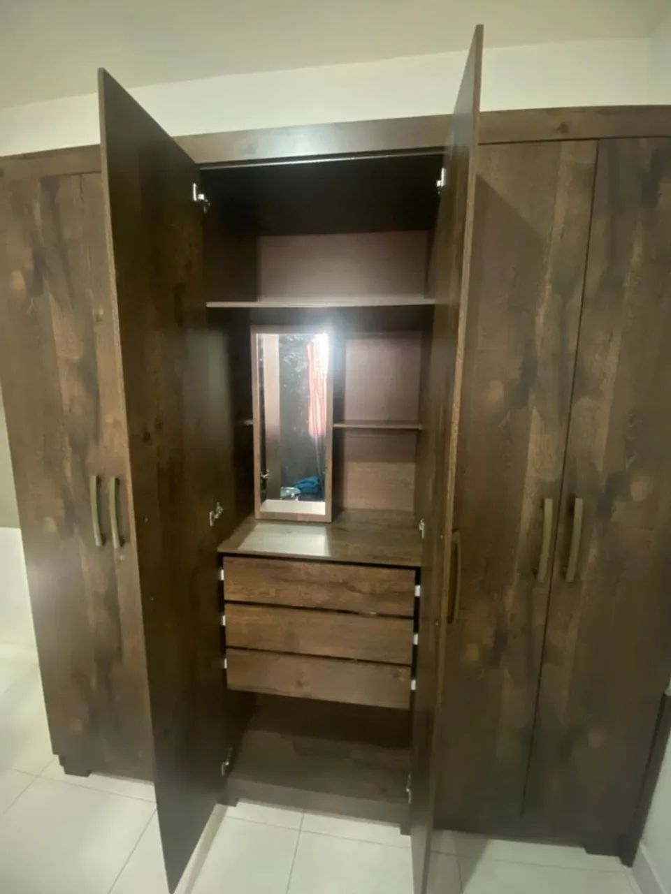 Guarda roupa 