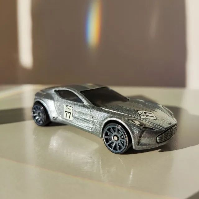 Hot Wheels Gran Turismo - Aston Martin One-77 - Foto 4