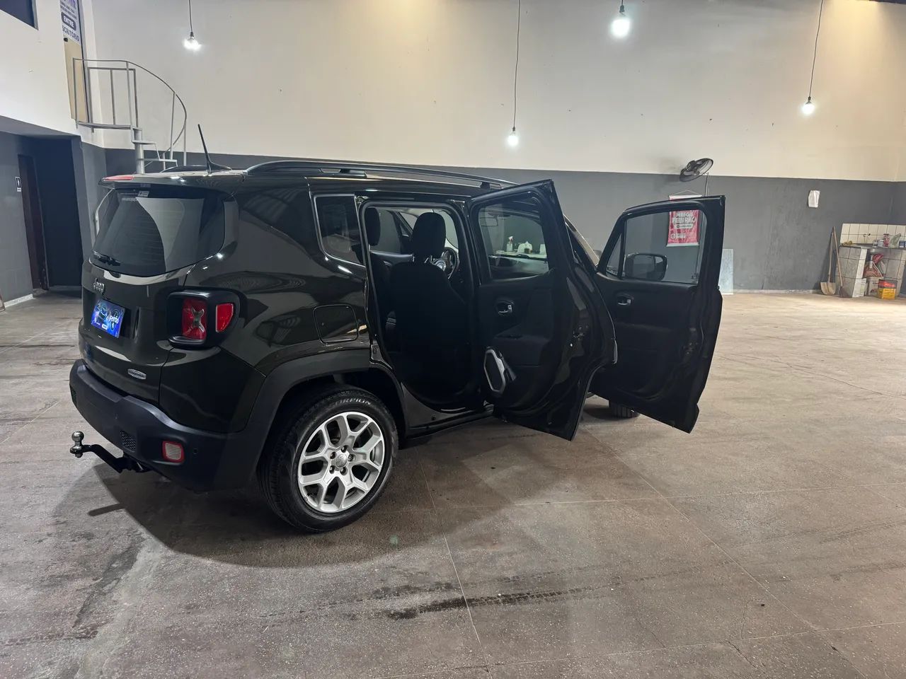 Jeep Renegade Longitude 1.8 4X2 Flex 16V Aut. 2017 - Foto 8