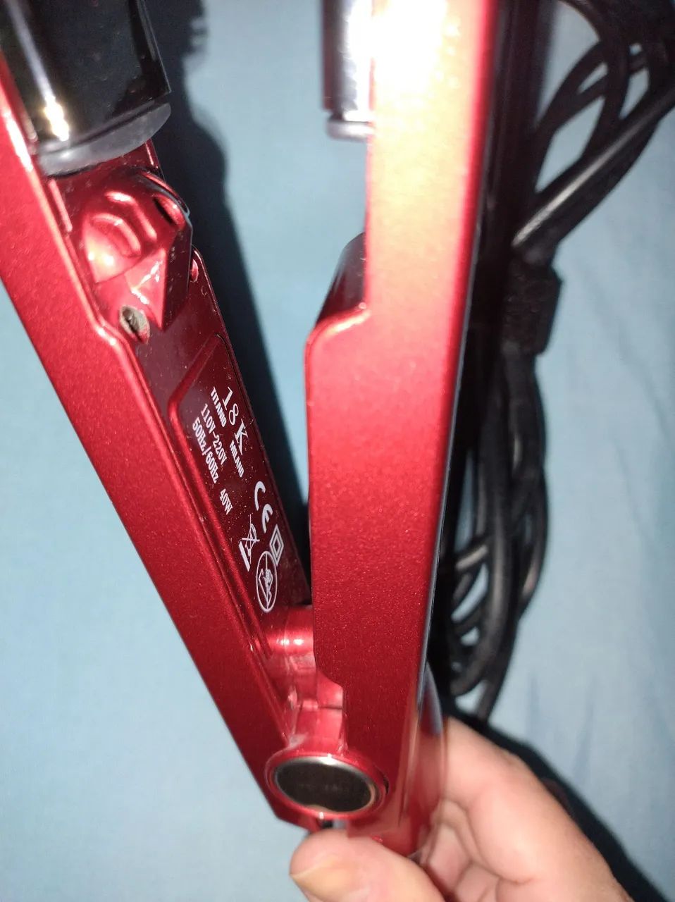 Prancha de cabelo Titanio Milano 18k bivolt  - Foto 3