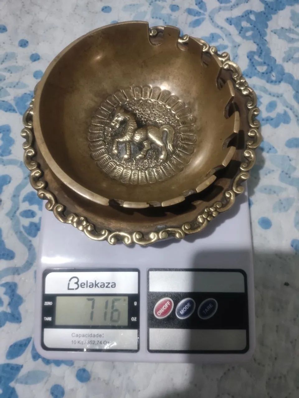 Kit 2 peças antigas de bronze, cinzeiro e prato década 60 - Foto 5