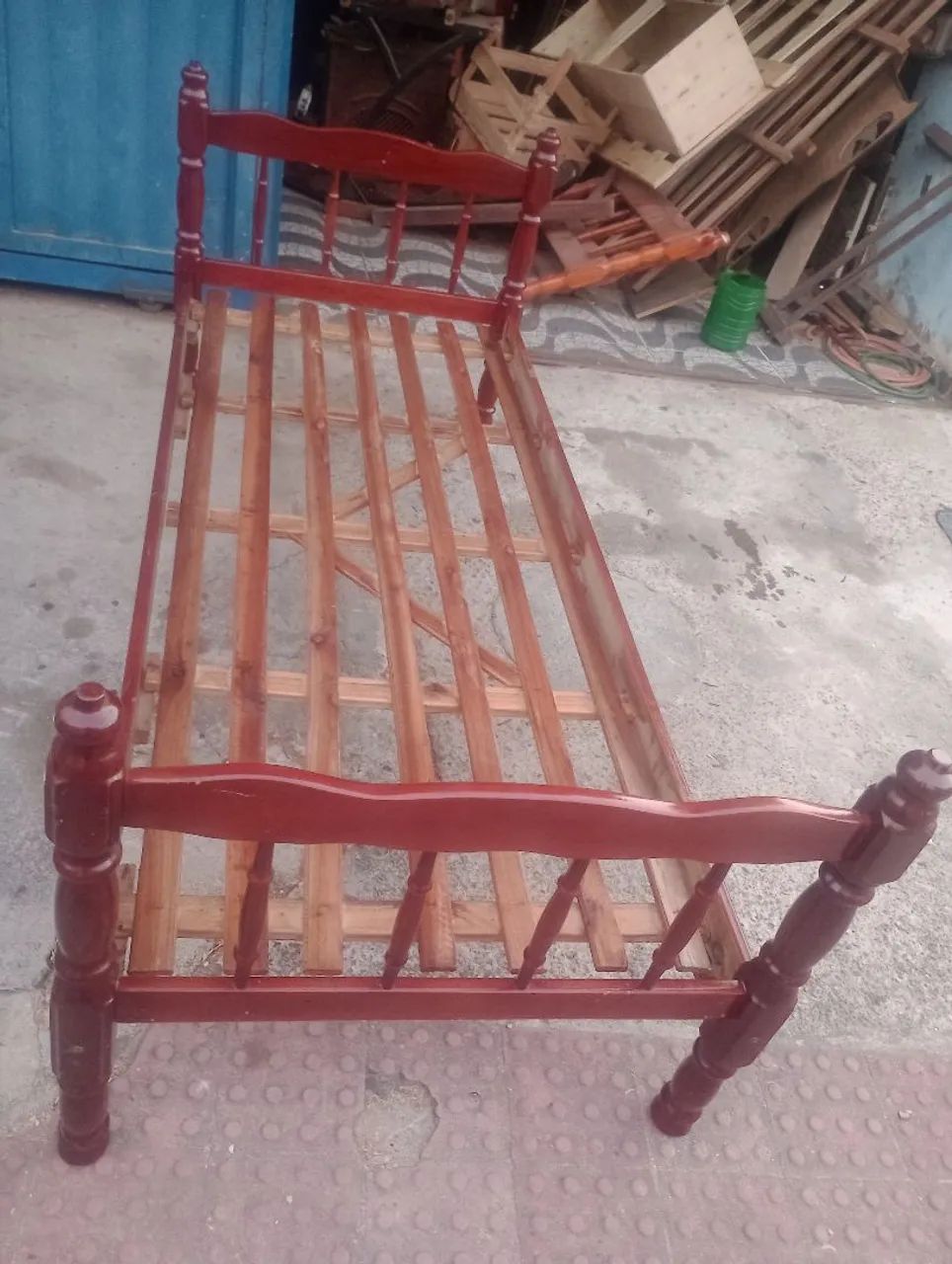 Cama de solteiro de madeira Angelin maciça 399,00 - Foto 4