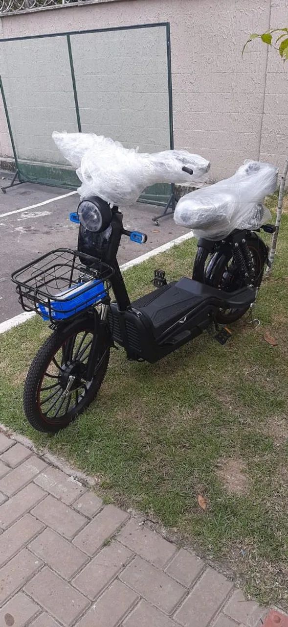 Bicicleta elétrica nova