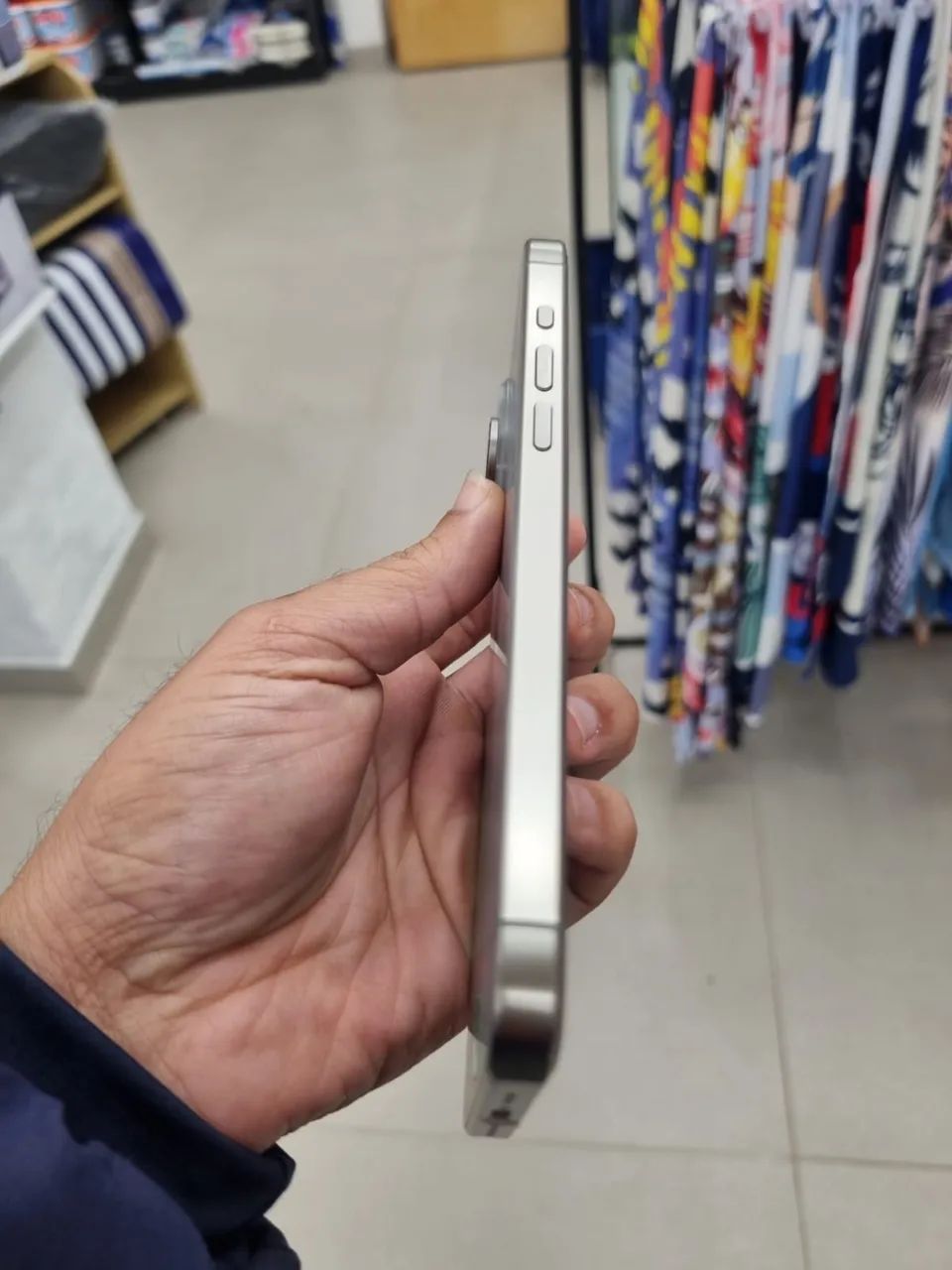 iPhone 15 pro max  - Foto 2