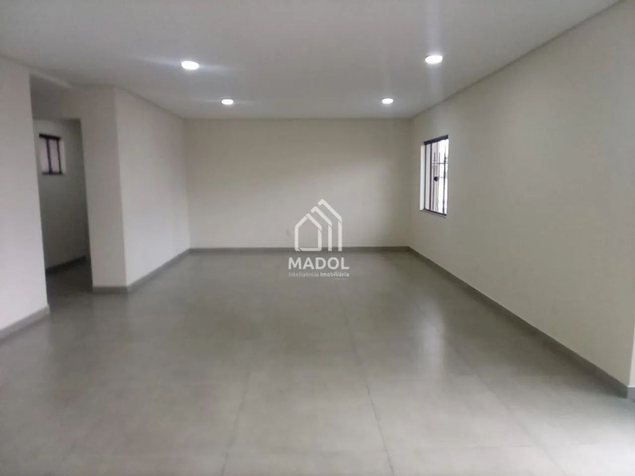 Sala Comercial para locação em Uvaranas - Foto 2