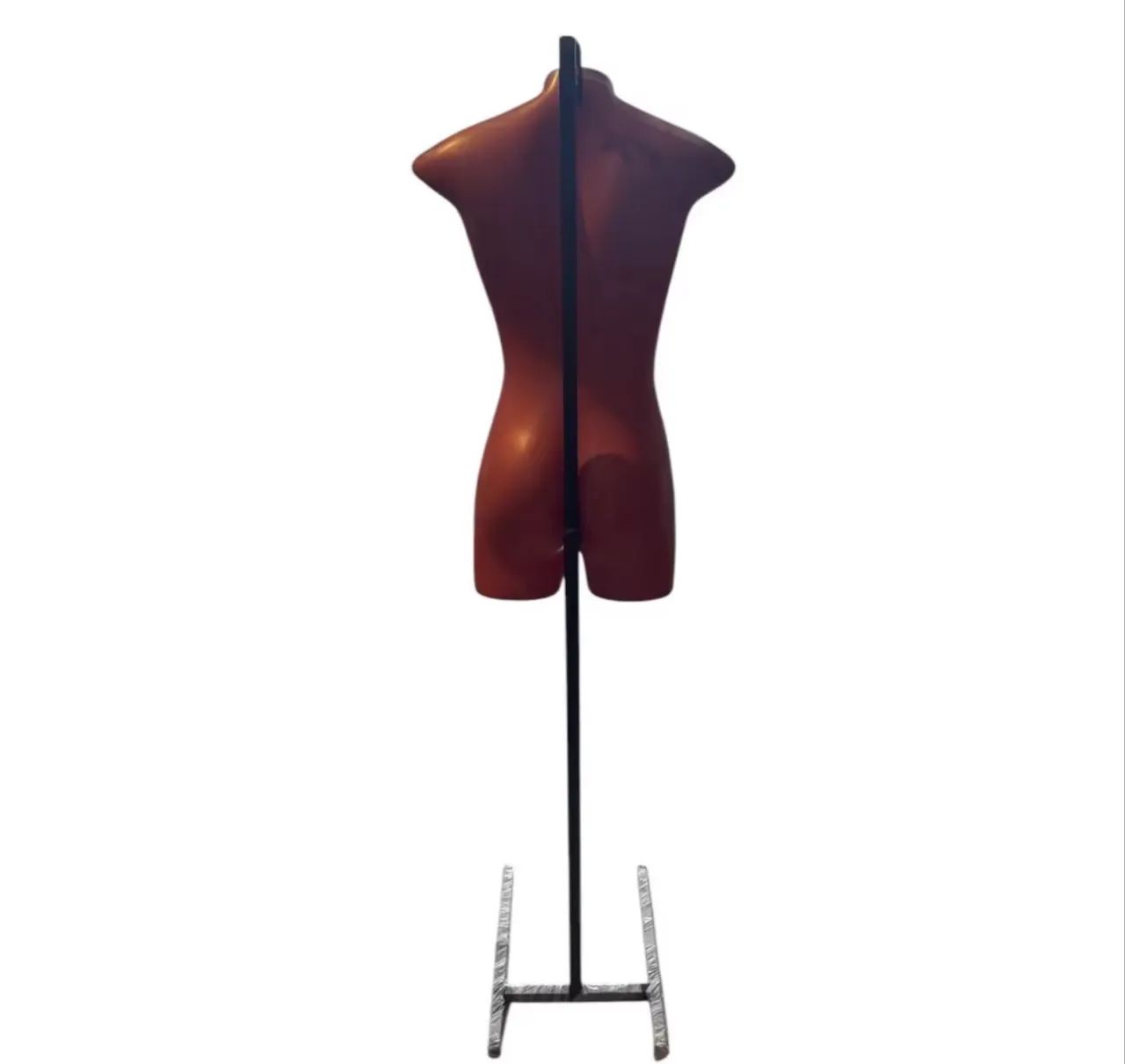 Manequim feminino com pedestal  - Foto 3