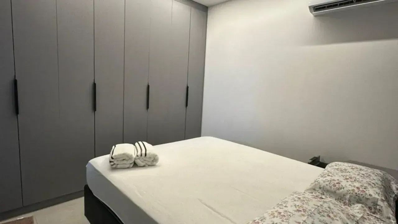 Vendo apartamento Urbanit Mobiliado - 52m com 2 vagas - Foto 3