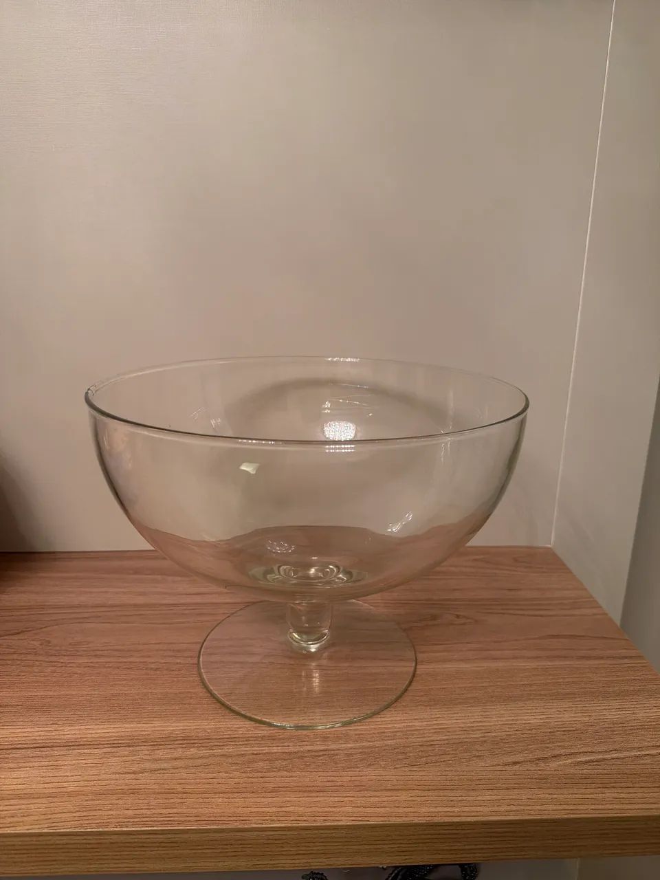 Taça grande de vidro com pé  - Foto 4