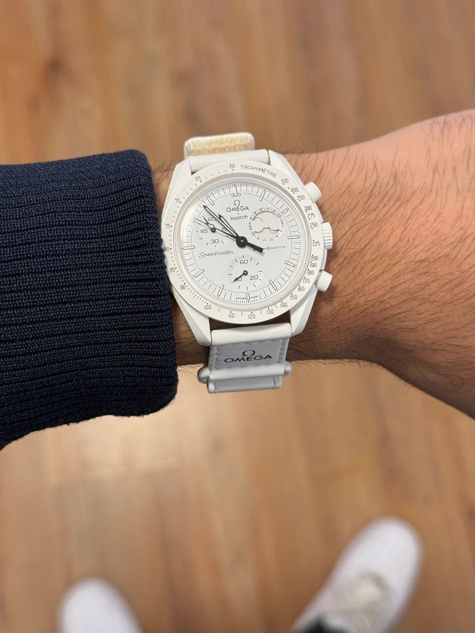 Omega X Swatch Snoopy Moonphase, completo - Acessórios - Vila Ema
