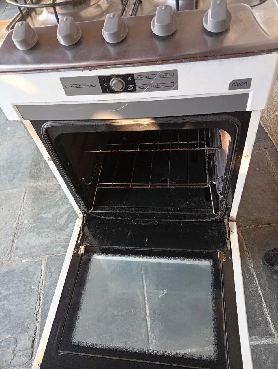 Fogão elétrico da marca Brastemp  - Foto 4