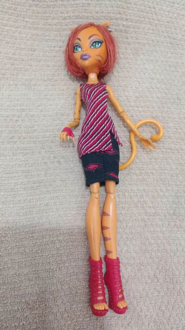 Boneca Monster high Toralei striper funcionando  - Foto 5