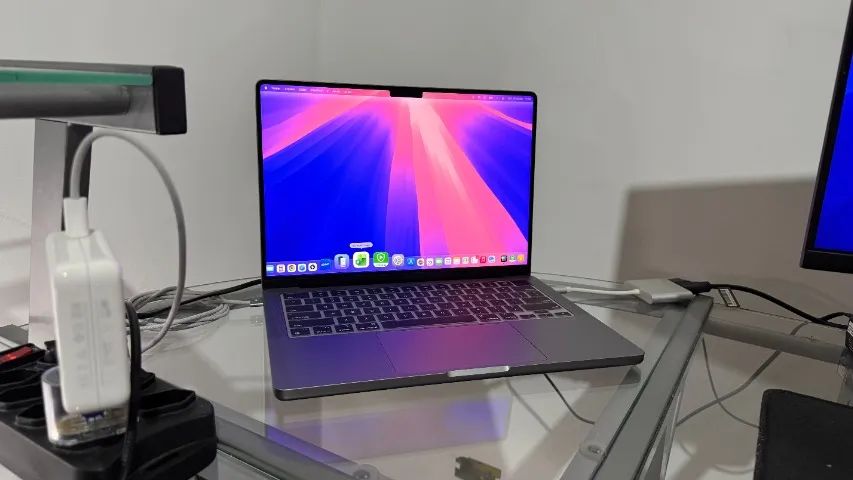 Macbook pro  tela 14  - m2 - 512   impecavél !