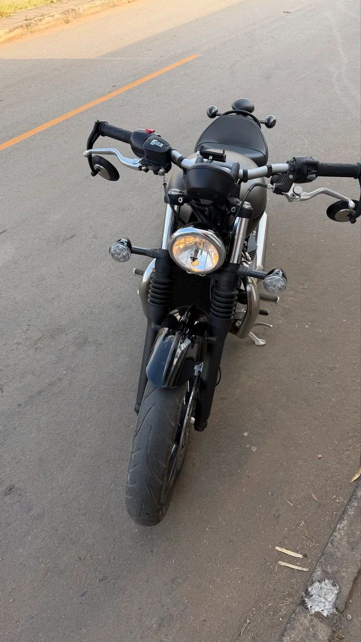 Triumph bobber 1200 - Foto 2
