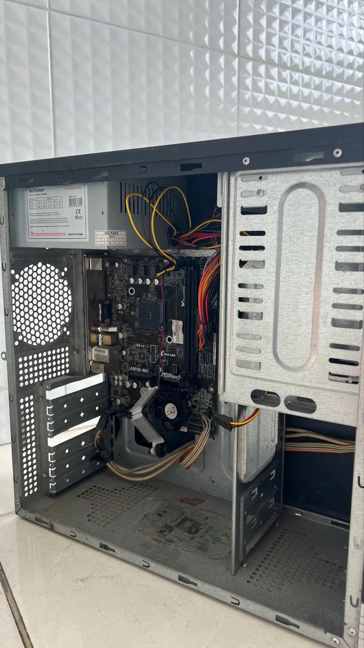 Vendo CPU de computador  - Foto 2