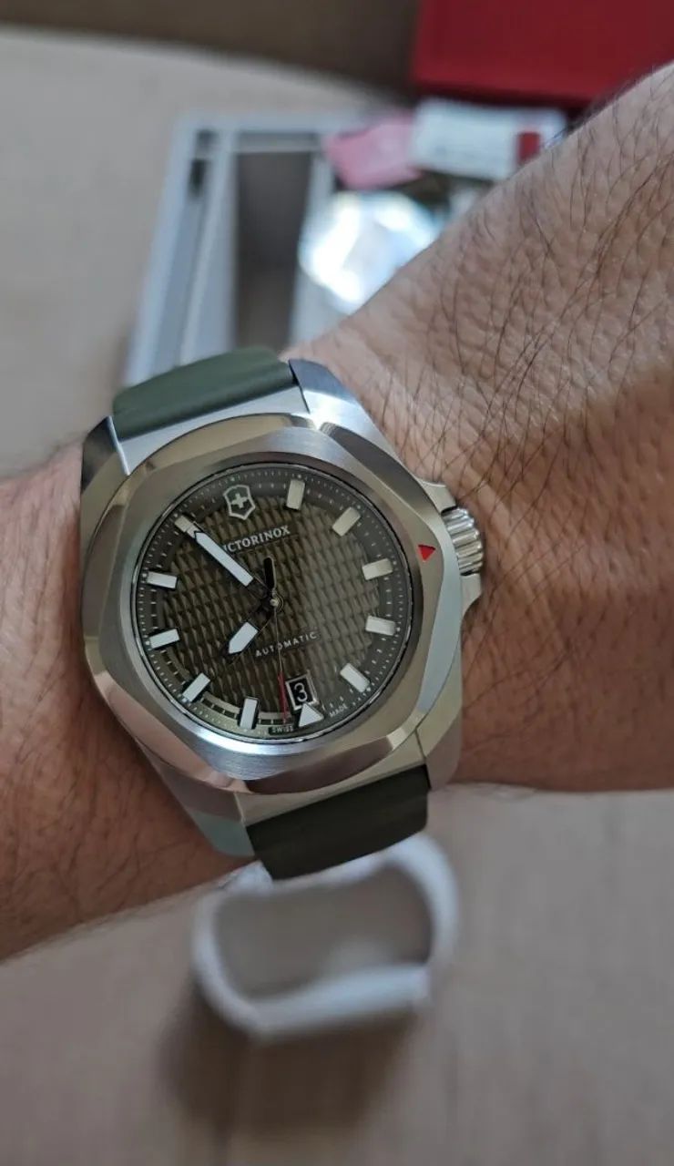 Relógio Victorinox Ref: 242017 novo completo 
