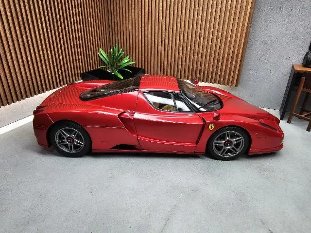Miniatura 1.18 Ferrari 365 GTB4 Competizione (Daytona Competizione