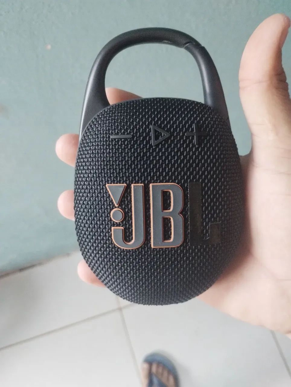 JBL clip