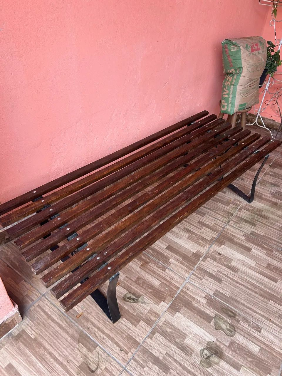 Banco de madeira