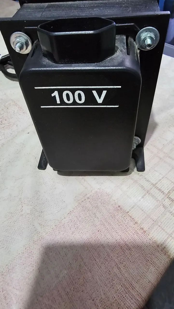 Auto transformador upsai 2000va 110 para 100 - Foto 2