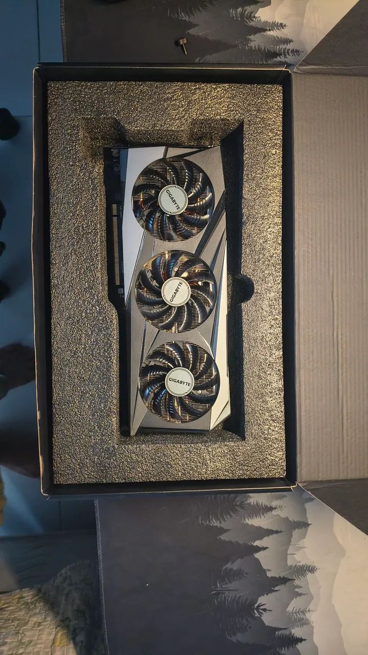 Rx 7600 gigabyte  - Foto 2