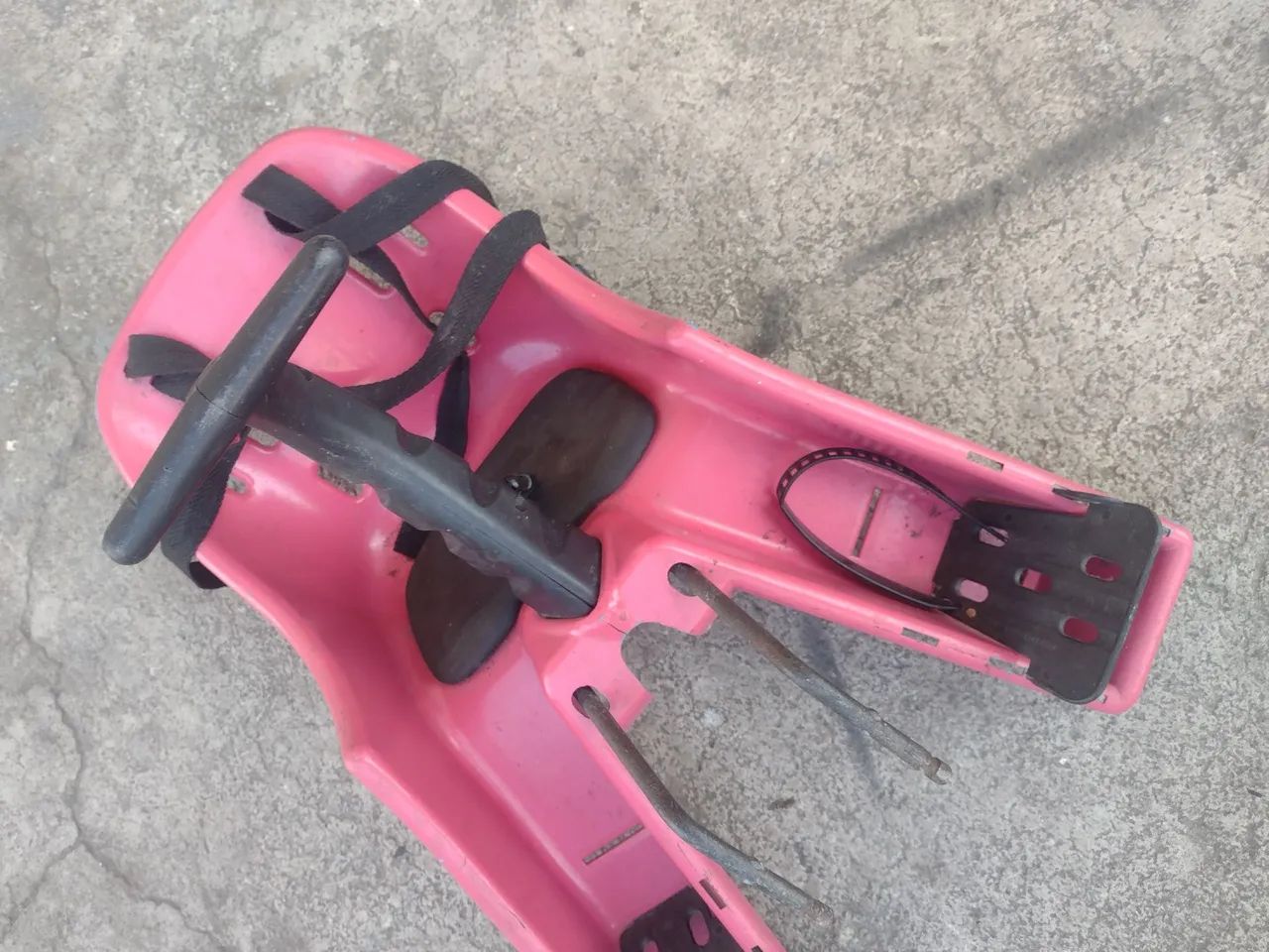 Cadeirinha de bicicleta de frente  - Foto 4
