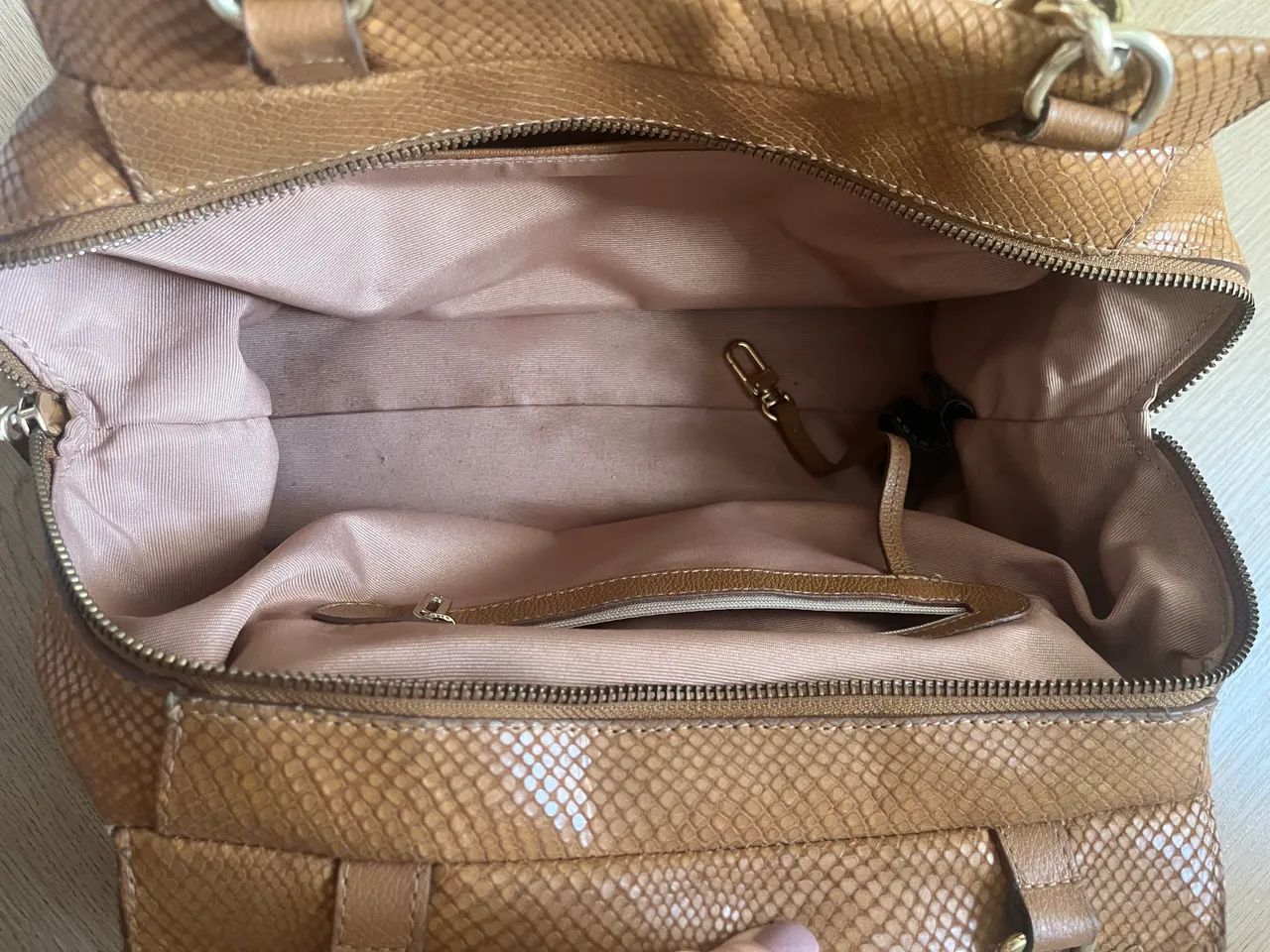 PROMOÇÃO Bolsa Jorge Bischoff - 100% couro original  - Foto 5