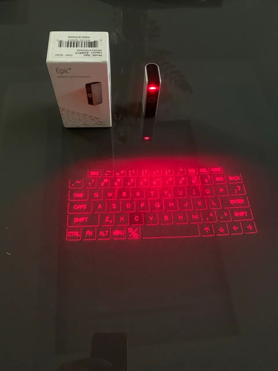 Teclado virtual e holográfico 