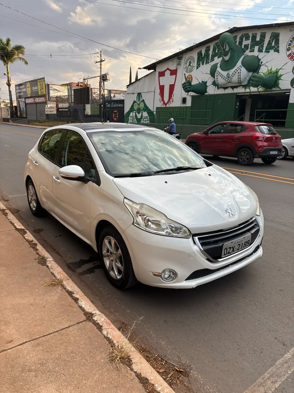 Peugeot 208 208 Allure 1.5 Flex 8V 5p 2015