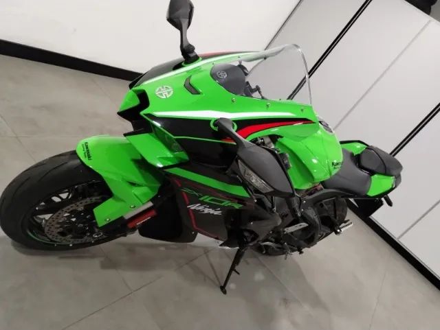 Kawasaki Zx-10/ Zx-10r 1000cc 2022 - 1519471040 | OLX