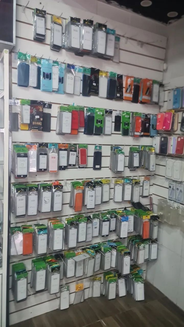 LOTE PELICULAS E CAPINHAS CELULAR - Foto 3