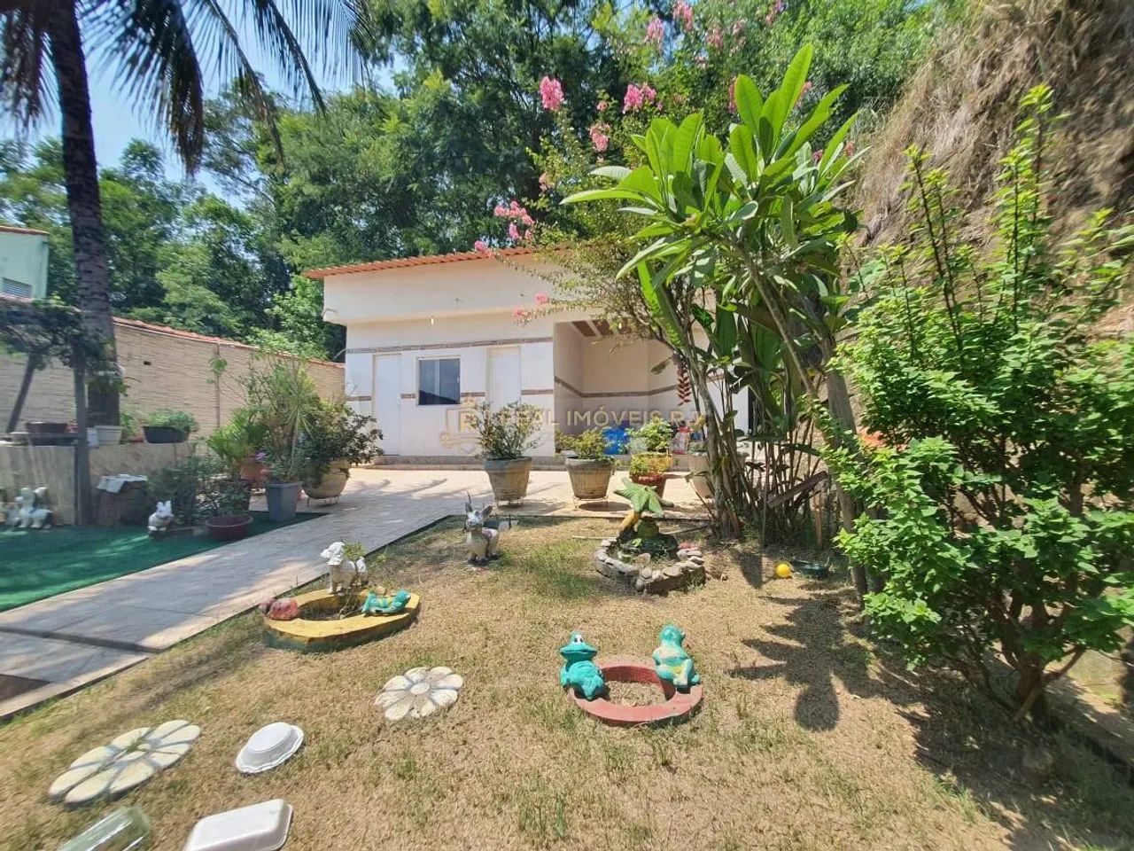 Casa Duplex à venda , na Vila Valqueire com 326m².