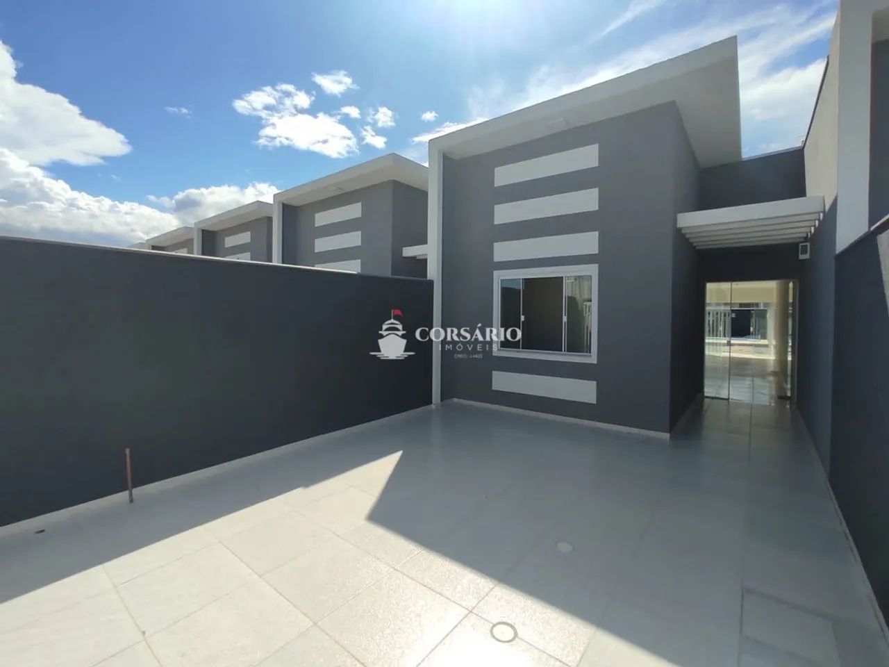 Casas novas com piscina em Canoas