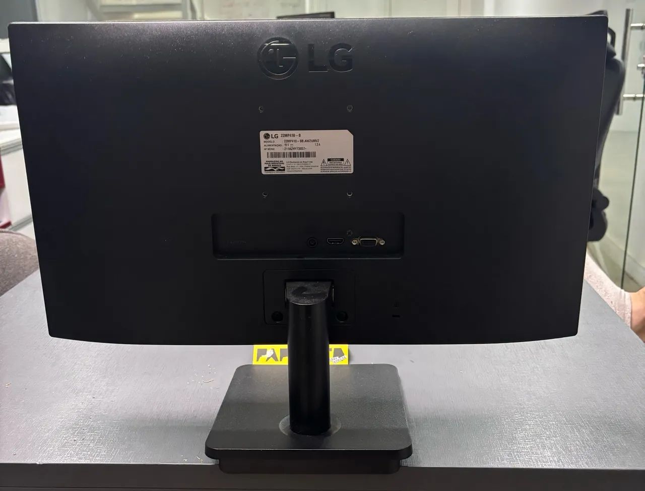 Monitor LG 22 Polegadas - HDMI e VGA - Ótimo Estado - Foto 2