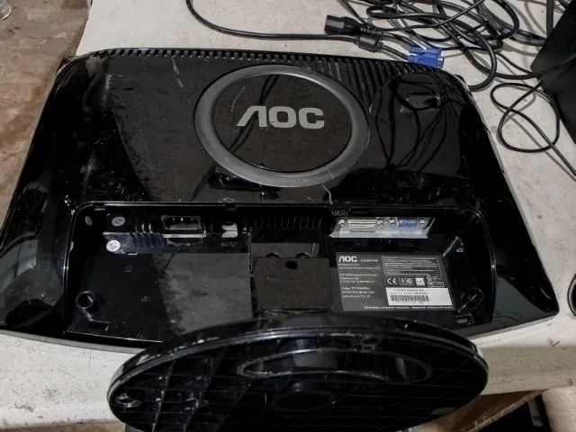 Monitor 19 pol AOC 931Fwz - Foto 4