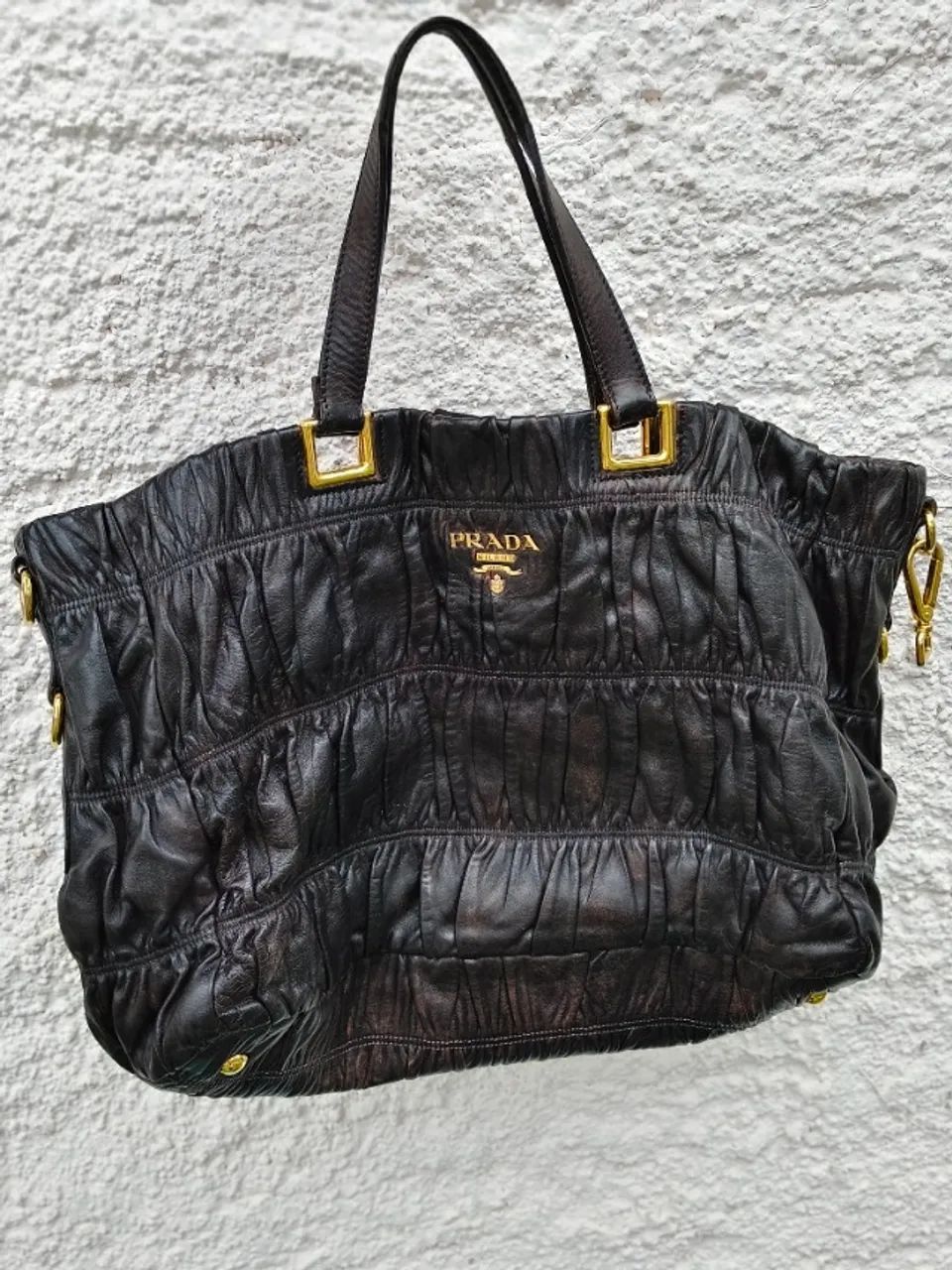 Bolsa Prada Nappa Gaufré Tote Couro Preta Original - Foto 3