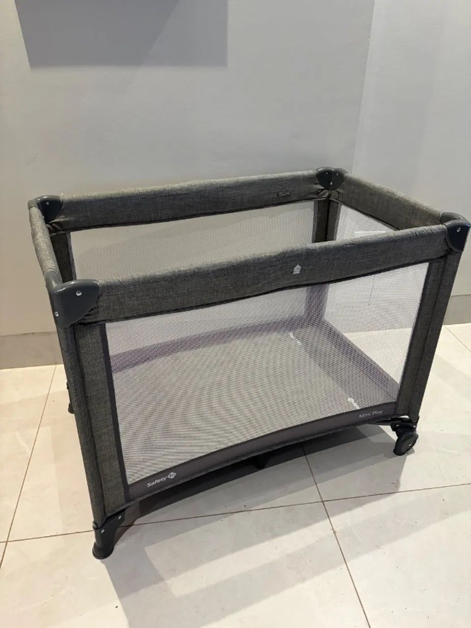 Berço portátil Safety 1st Mini Play