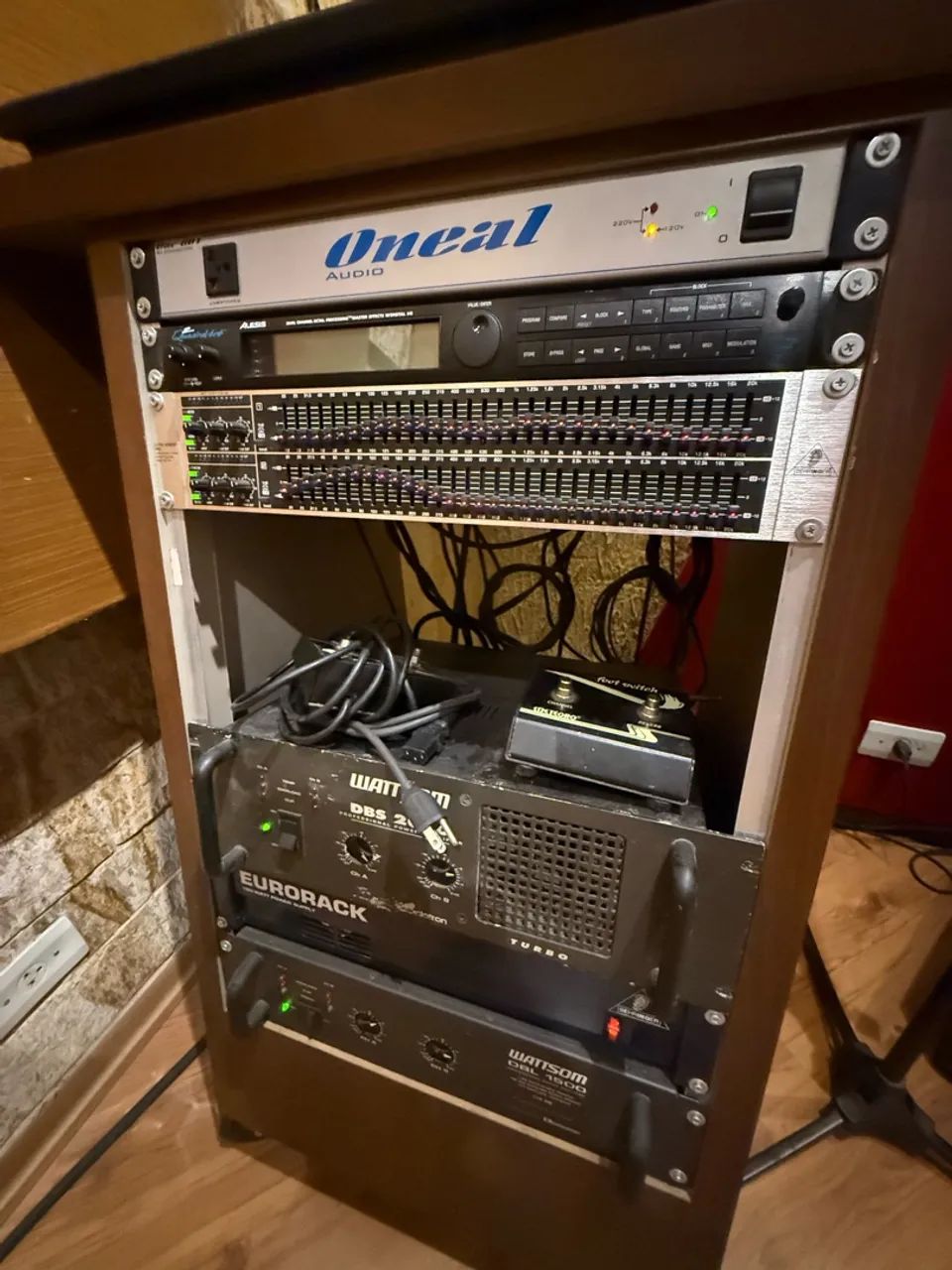 Mesa de som Behringer 24 canais. - Foto 2