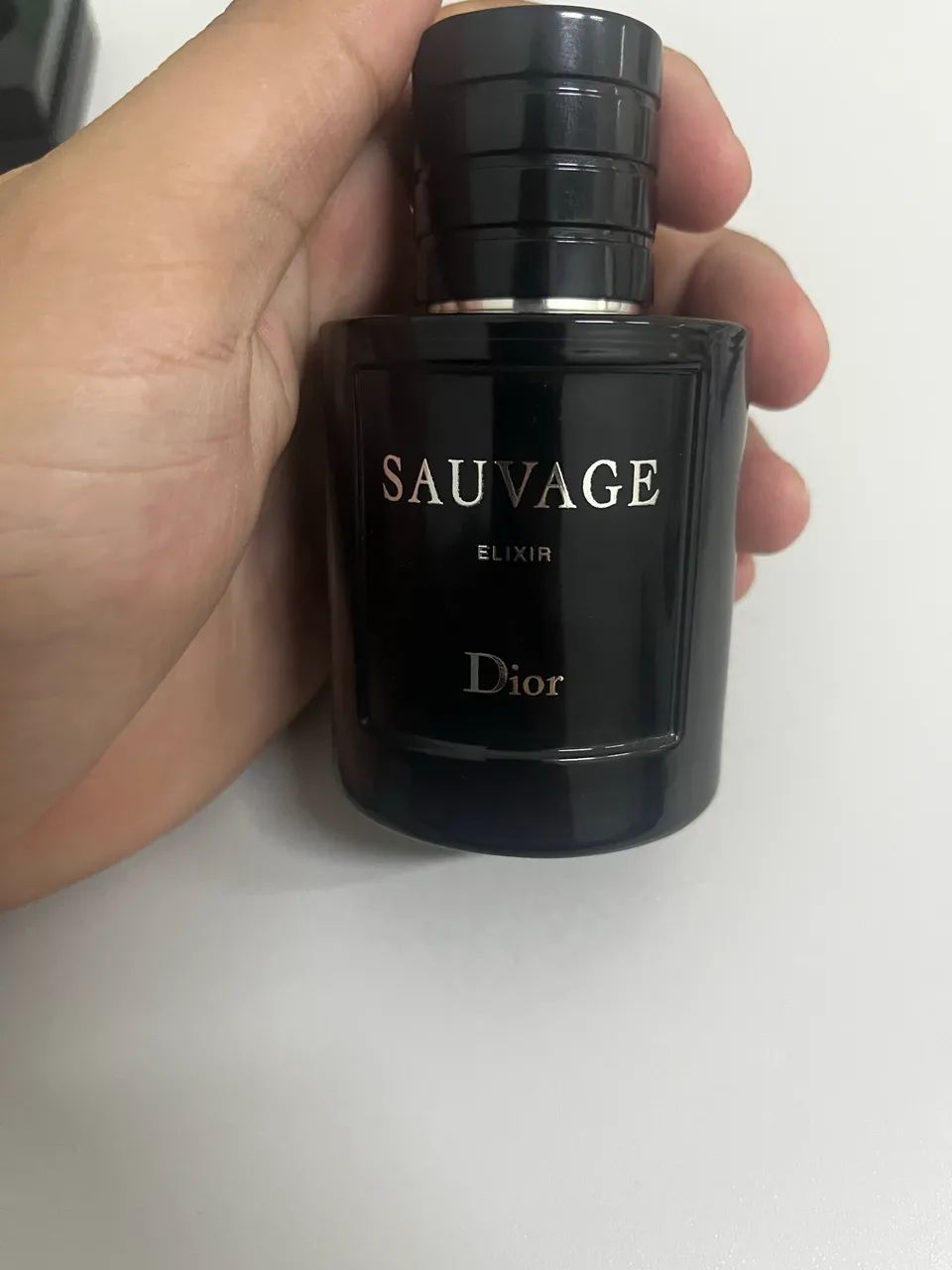 Sauvage Elixir, 60 ML  contém entre 50 a 55 ML do conteúdo  - Foto 2