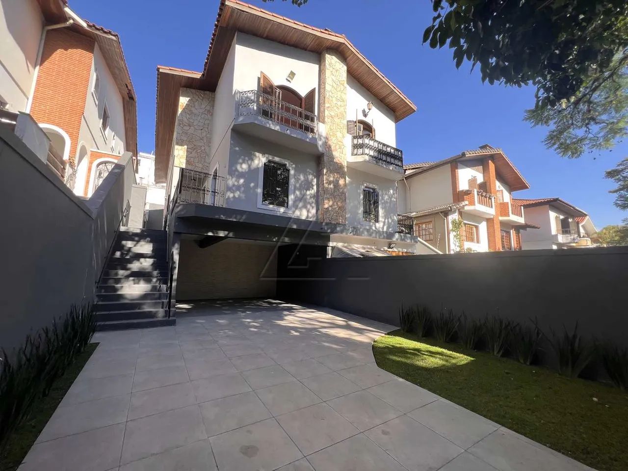 Sobrado com 4 quartos, Jardim Colombo, São Paulo - R$ 890 mil, Cod: 6394