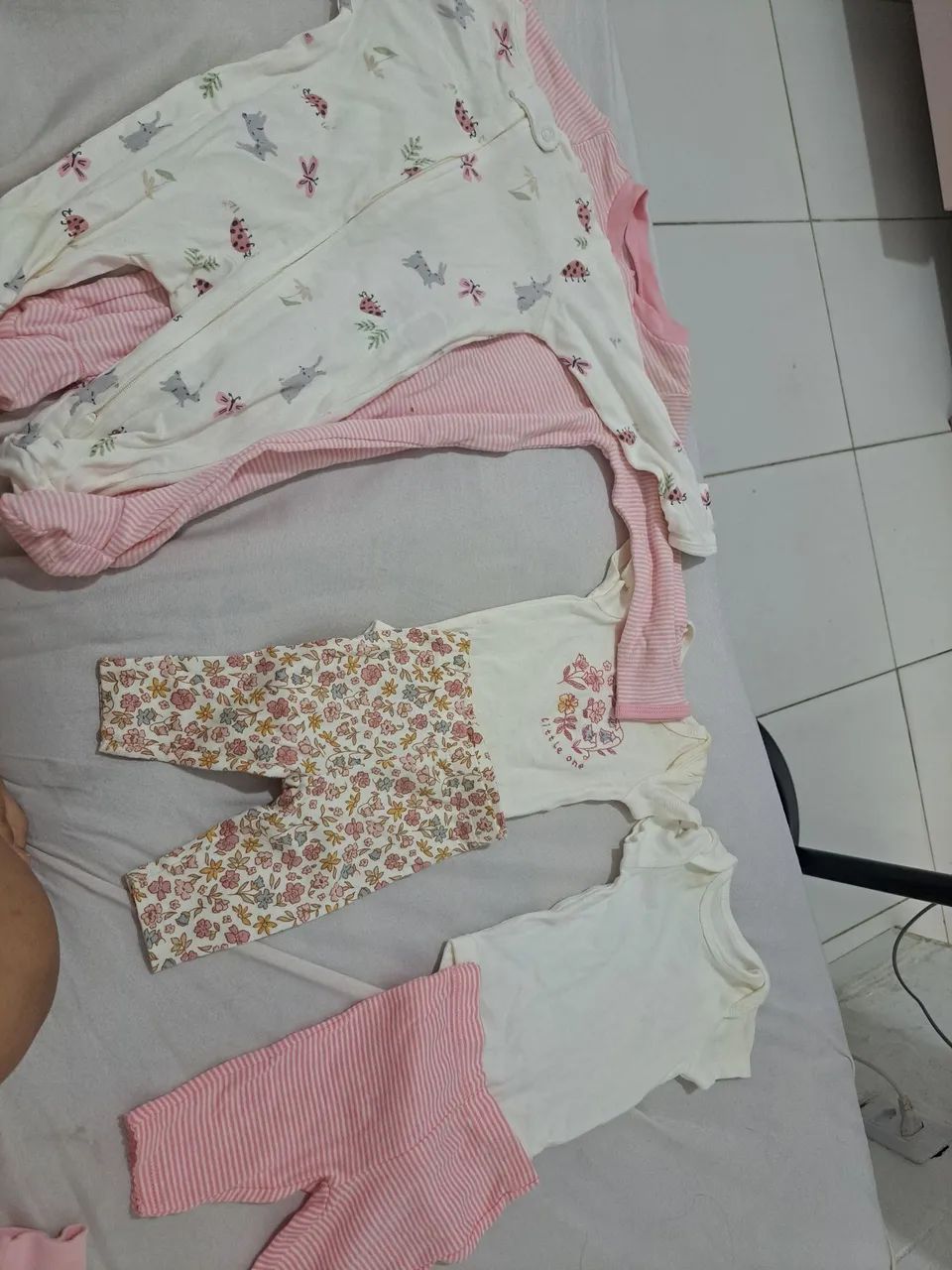 Bazar de roupas de bebe