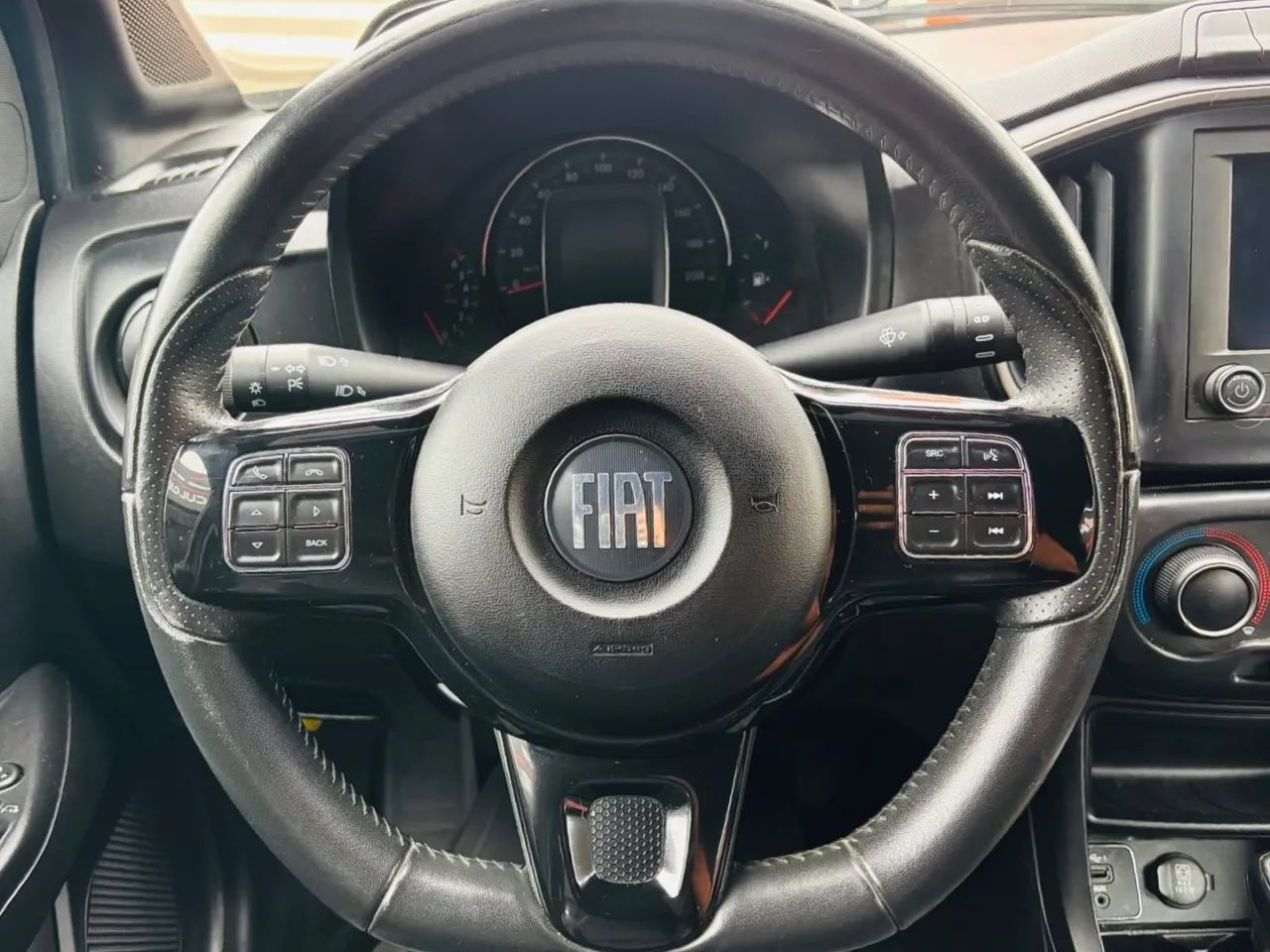 Fiat Strada Volcano 1.3 Flex 8V CD 2021 - Foto 5
