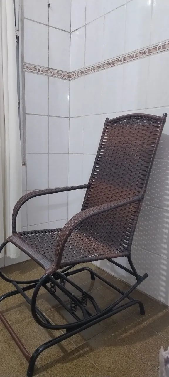 Cadeira de balanço  - Foto 3