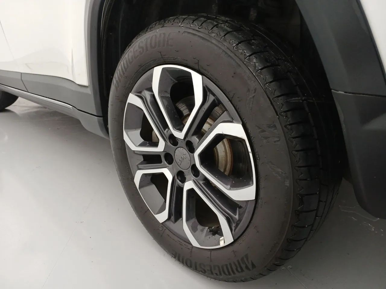 Jeep Commander Limited T270 1.3 TB Flex Aut., foto 12 de 18